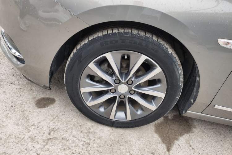 Used Buick GL6 2018 18T 6-Seater Prestige Model Exterior 7
