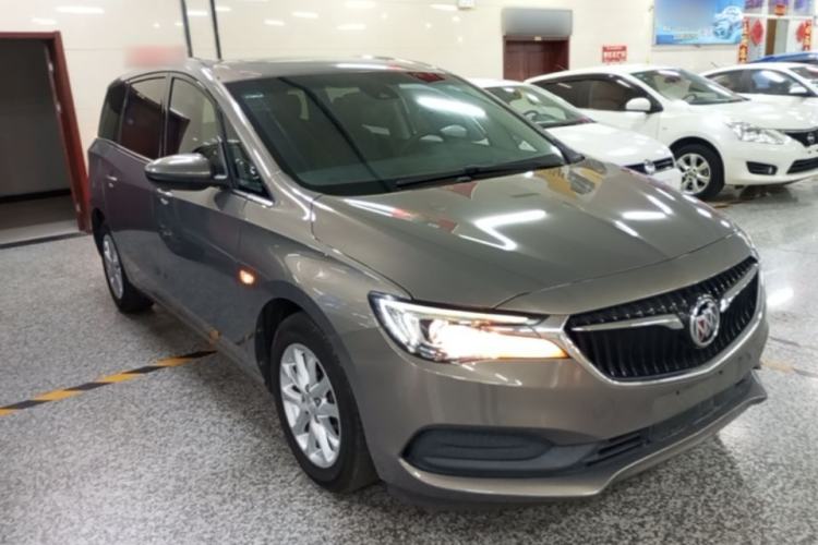 Used Buick GL6 2018 18T 6-Seater Luxury Model Front Right 45 Deg