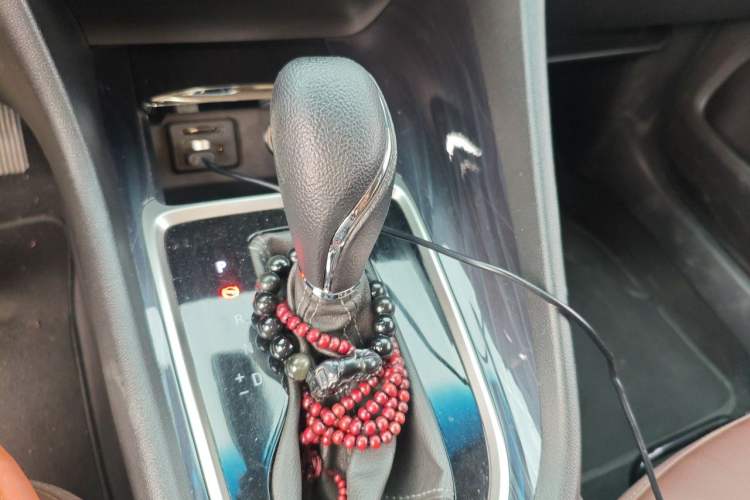 Used Buick GL6 2018 18T 5-seat Luxury Model Gear Lever