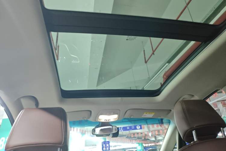 Used Buick GL6 2018 18T 6-Seater Luxury Model Headliner