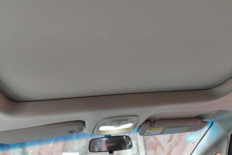 Used Buick GL6 2018 18T 6-Seater Elite Model Headliner