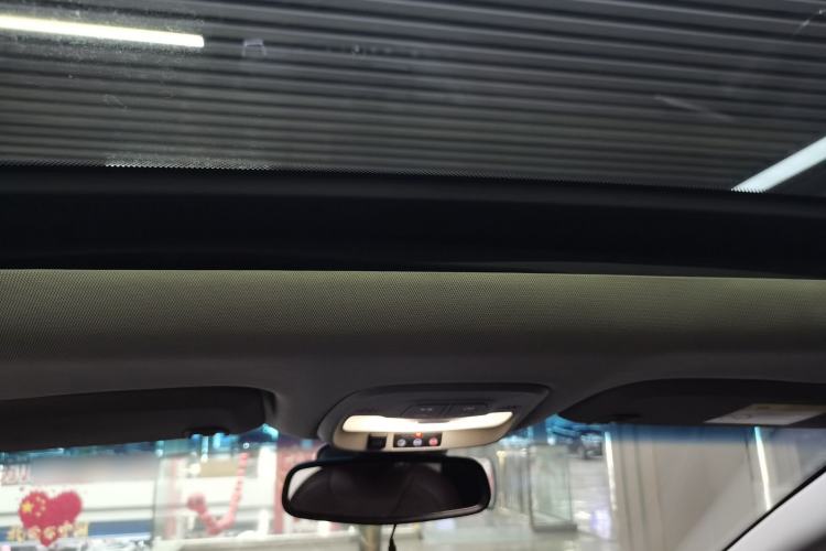Used Buick GL6 2018 18T 6-Seater Prestige Model Headliner