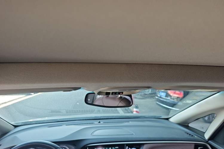 Used Buick GL6 2018 18T 6-Seater Prestige Model Headliner