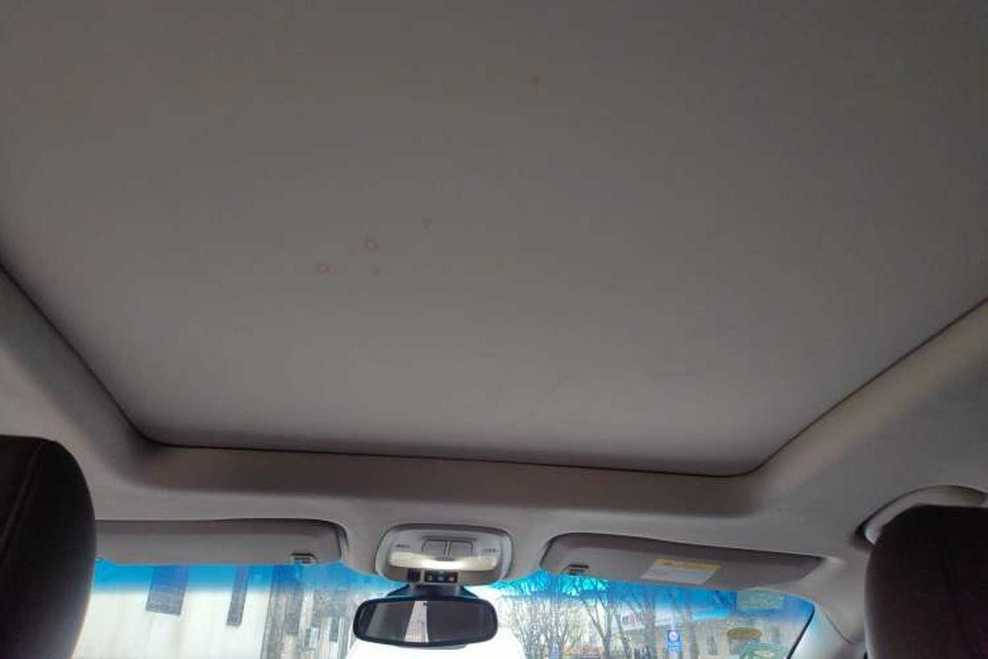 Used Buick GL6 2018 18T 6-Seater Prestige Model Headliner
