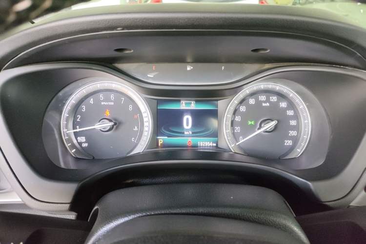 Used Buick GL6 2018 18T 6-Seater Luxury Model Instrument Cluster
