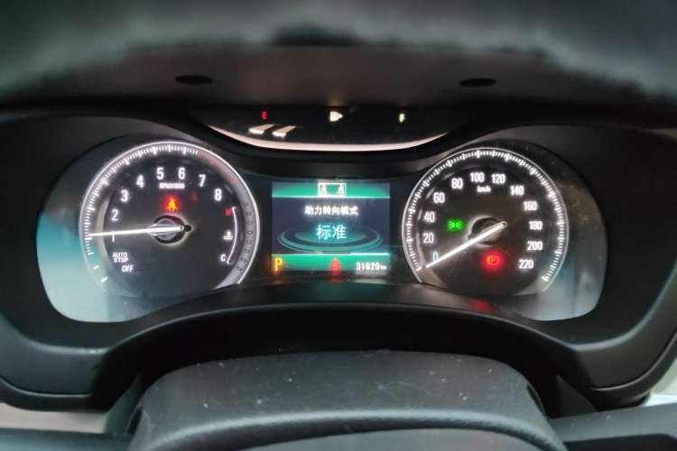 Used Buick GL6 2018 18T 6-Seater Elite Custom Edition Instrument Cluster