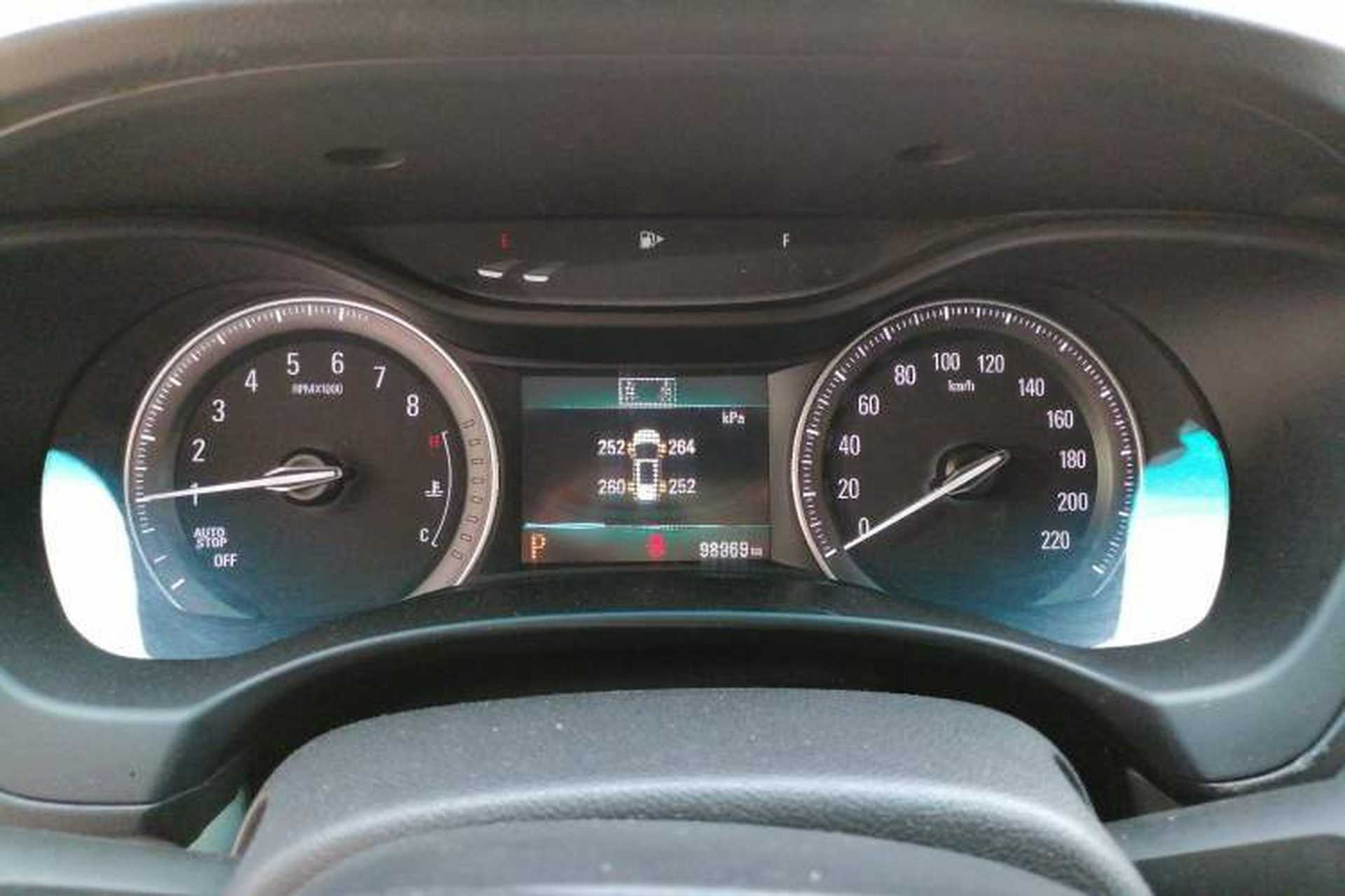 Used Buick GL6 2018 18T 6-Seater Elite Model Instrument Cluster