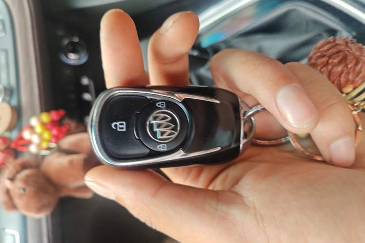 Used Buick GL6 2018 18T 6-Seater Luxury Model Interior 1