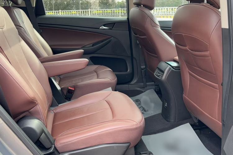 Used Buick GL6 2018 18T 6-Seater Prestige Model Interior 2