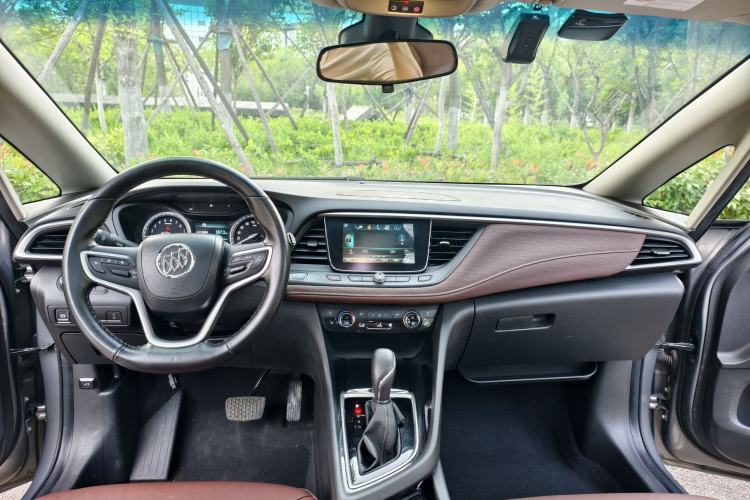 Used Buick GL6 2018 18T 6-Seater Luxury Model Interior 4