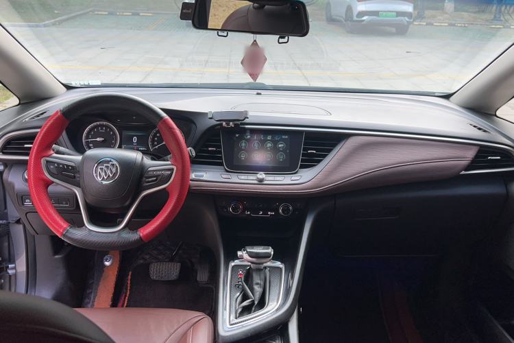 Used Buick GL6 2018 18T 6-Seater Prestige Model Interior 4
