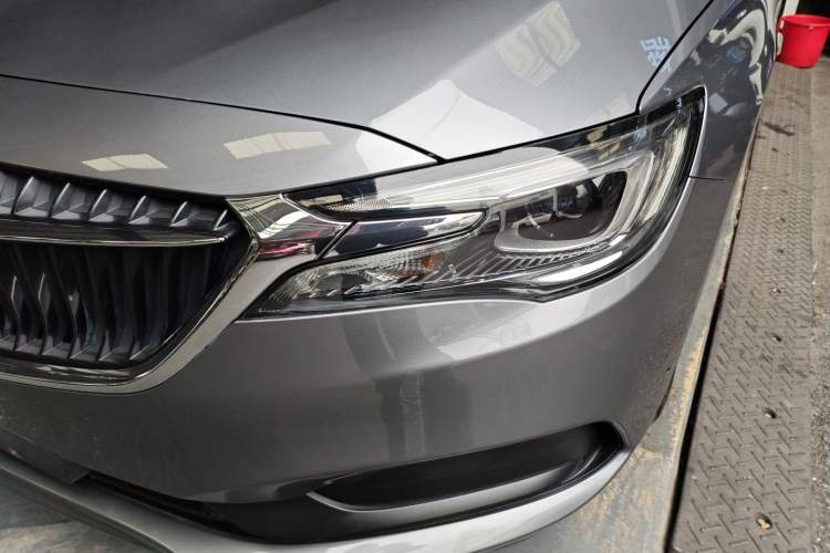 Used Buick GL6 2018 18T 6-Seater Luxury Model Left Front Headlight