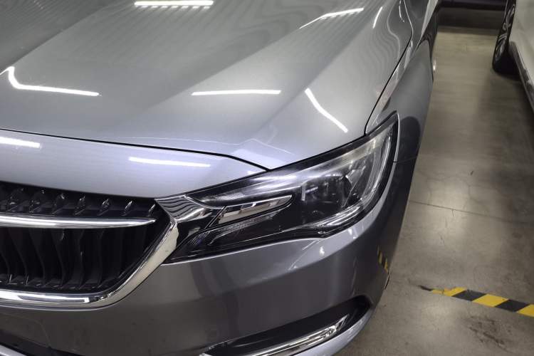 Used Buick GL6 2018 18T 6-Seater Prestige Model Left Front Headlight