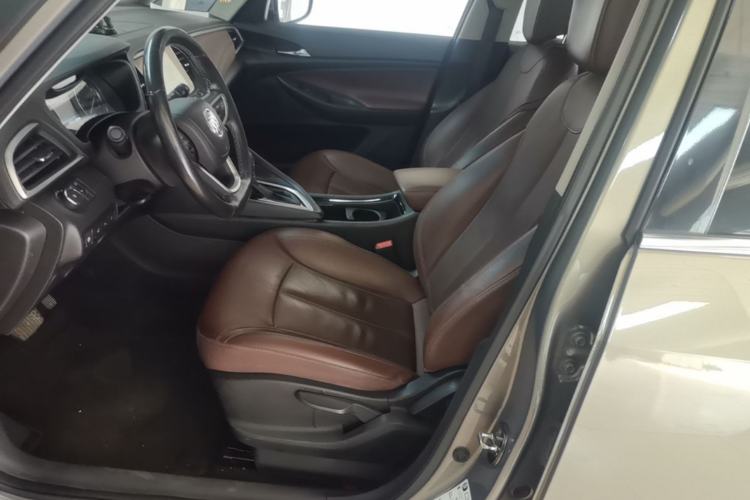 Used Buick GL6 2018 18T 6-Seater Prestige Model Left Front Seat