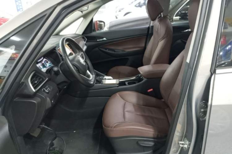 Used Buick GL6 2018 18T 6-Seater Luxury Model Left Front Seat