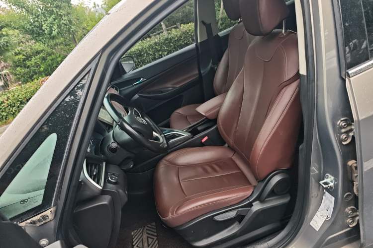 Used Buick GL6 2018 18T 6-Seater Prestige Model Left Front Seat