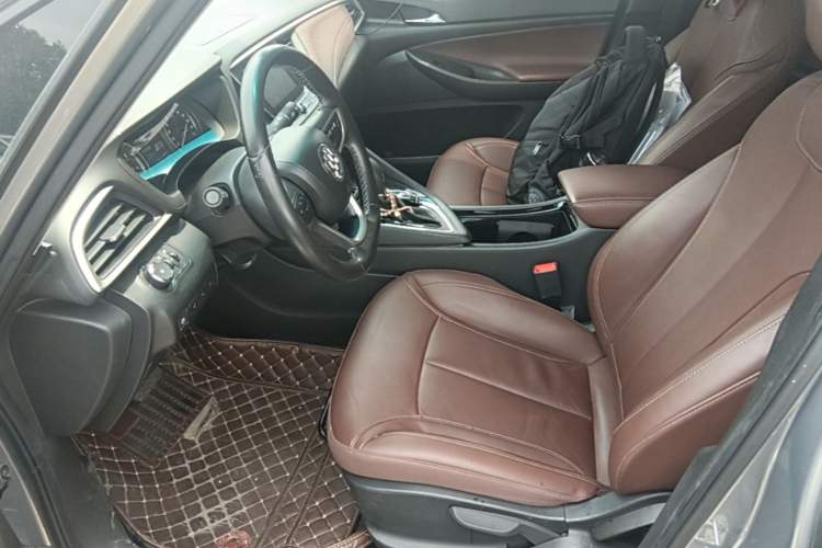 Used Buick GL6 2018 18T 6-Seater Prestige Model Left Front Seat
