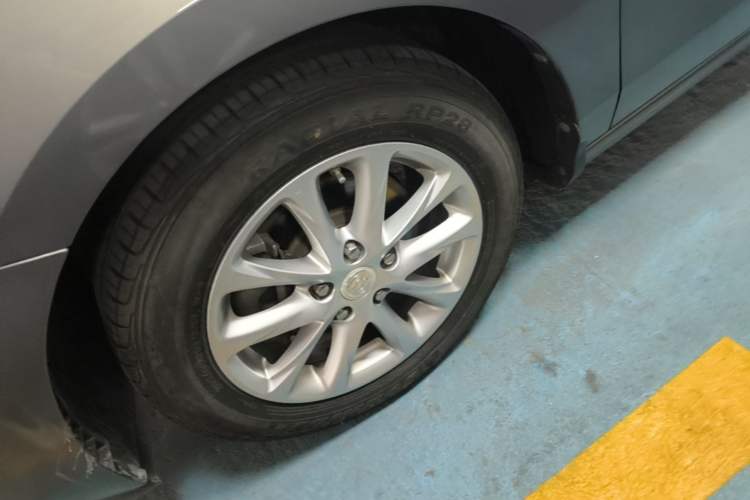 Used Buick GL6 2018 18T 6-Seater Luxury Model Left Front Wheel Hub