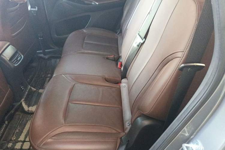 Used Buick GL6 2018 18T 5-seat Luxury Model Left Rear Seat