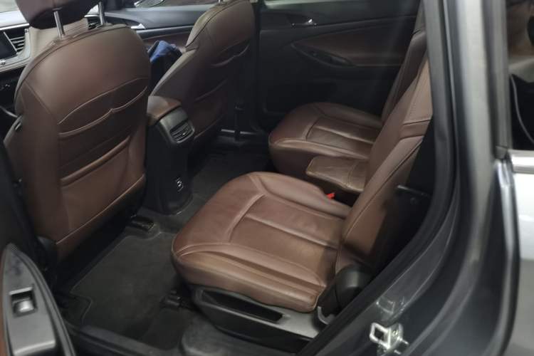 Used Buick GL6 2018 18T 6-Seater Prestige Model Left Rear Seat