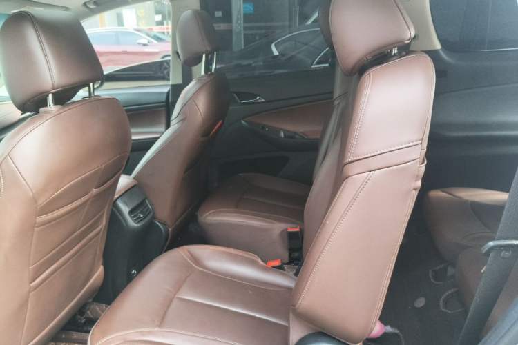 Used Buick GL6 2018 18T 6-Seater Prestige Model Left Rear Seat