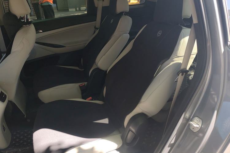 Used Buick GL6 2018 18T 6-Seater Elite Model Left Rear Seat