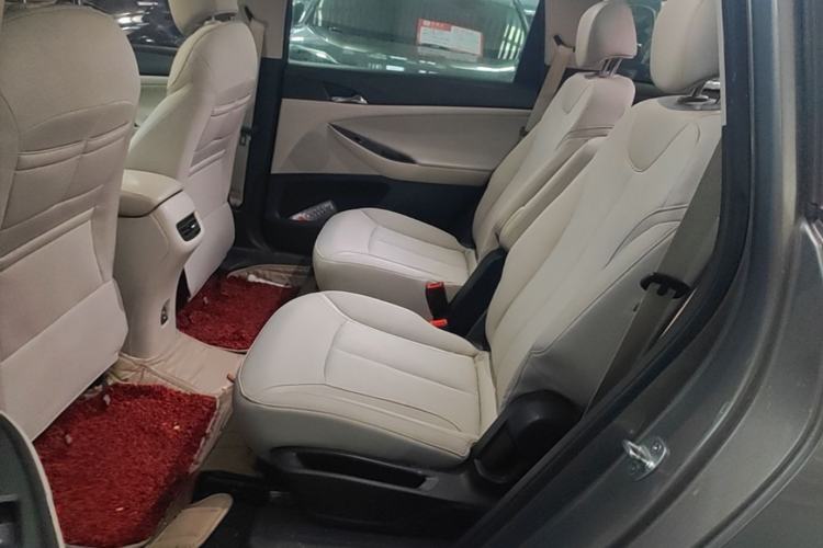 Used Buick GL6 2018 18T 6-Seater Elite Model Left Rear Seat