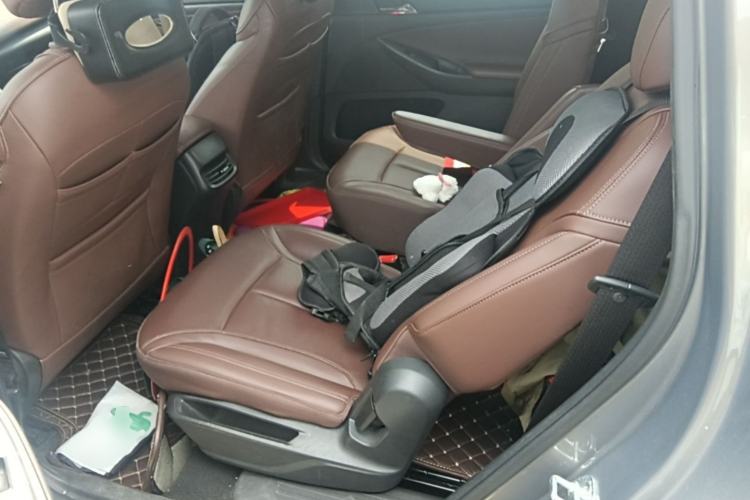 Used Buick GL6 2018 18T 6-Seater Prestige Model Left Rear Seat