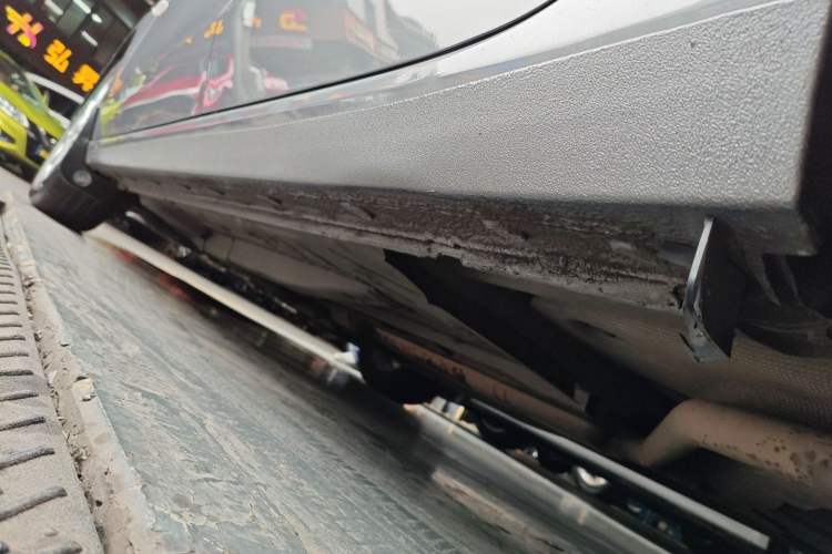 Used Buick GL6 2018 18T 6-Seater Luxury Model Left Side Sill