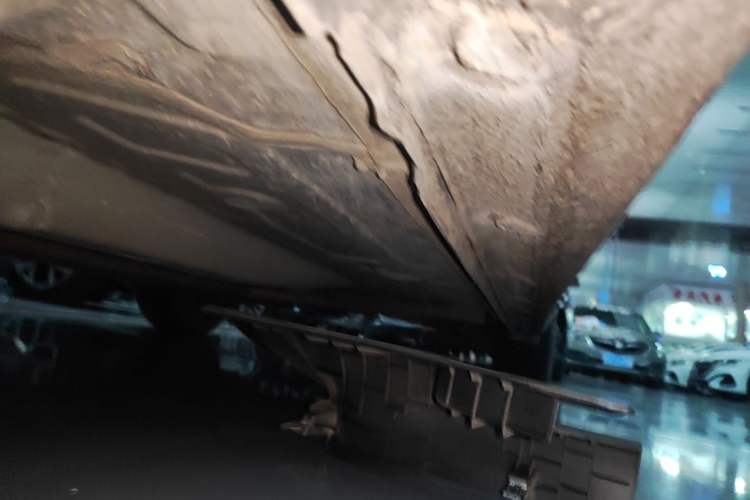 Used Buick GL6 2018 18T 6-Seater Elite Model Left Side Sill