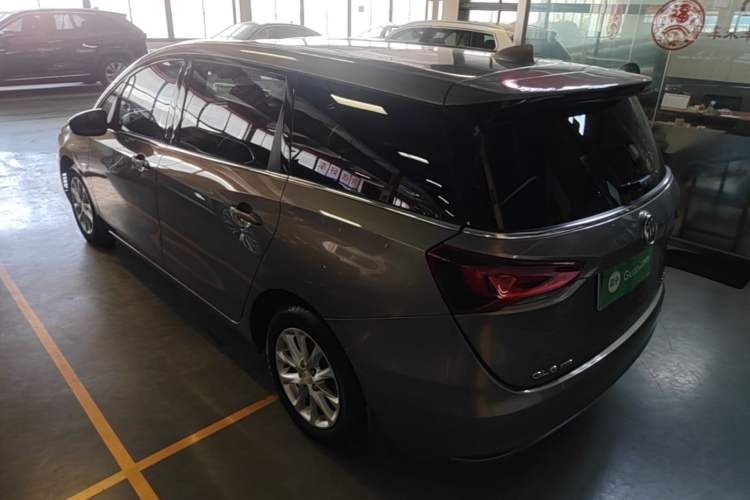 Used Buick GL6 2018 18T 6-Seater Luxury Model Rear Left 45 Deg