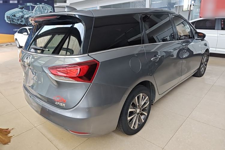 Used Buick GL6 2018 18T 6-Seater Prestige Model Rear Right 45 Deg