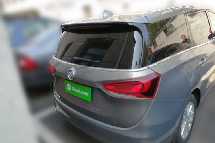 Used Buick GL6 2018 18T 6-Seater Elite Model Rear
