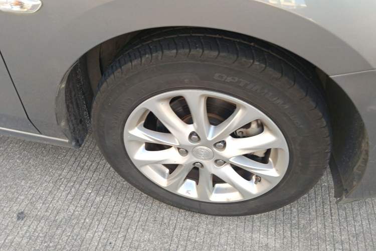 Used Buick GL6 2018 18T 5-seat Luxury Model Right Front Wheel Hub