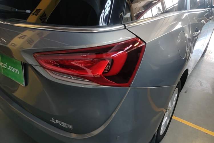 Used Buick GL6 2018 18T 6-Seater Luxury Model Right Rear Taillight