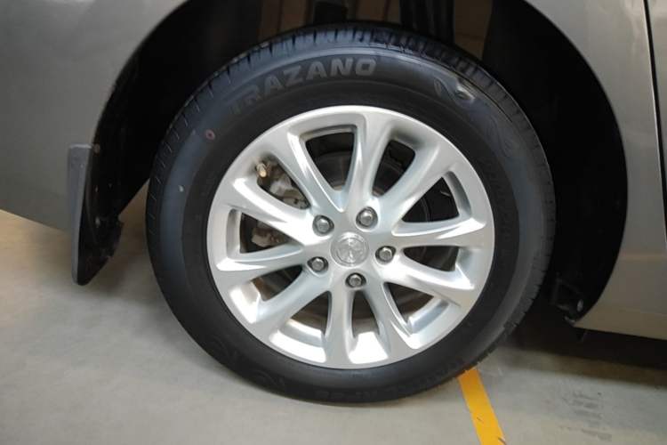 Used Buick GL6 2018 18T 6-Seater Luxury Model Right Rear Wheel Hub