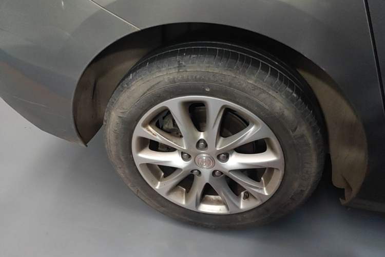 Used Buick GL6 2018 18T 6-Seater Elite Model Right Rear Wheel Hub
