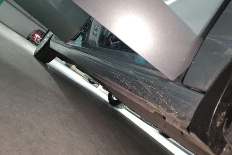 Used Buick GL6 2018 18T 6-Seater Luxury Model Right Side Sill