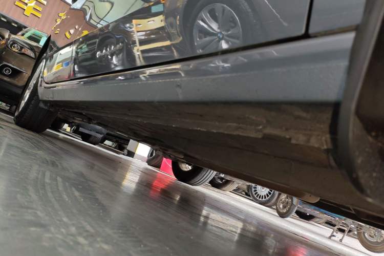 Used Buick GL6 2018 18T 6-Seater Luxury Model Right Side Sill