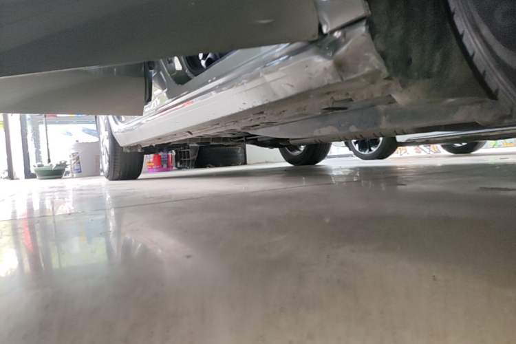 Used Buick GL6 2018 18T 6-Seater Luxury Model Right Side Sill