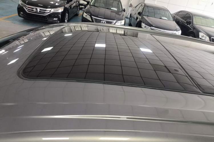Used Buick GL6 2018 18T 6-Seater Luxury Model Roof