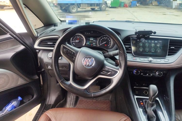 Used Buick GL6 2018 18T 6-Seater Luxury Model Steering Wheel
