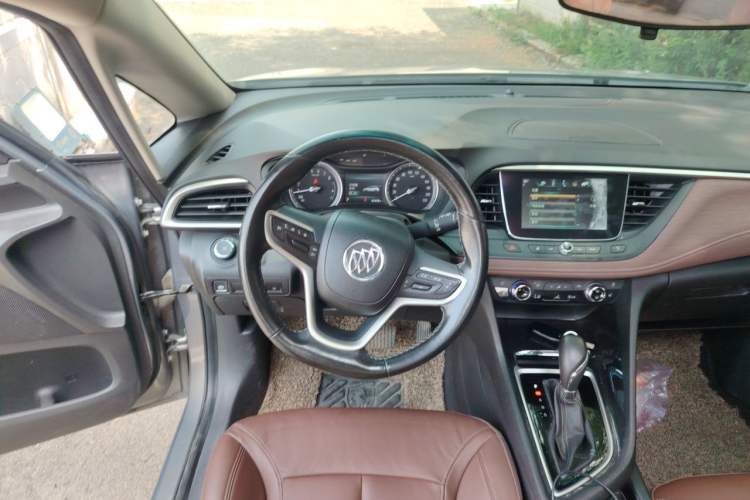 Used Buick GL6 2018 18T 5-seat Luxury Model Steering Wheel