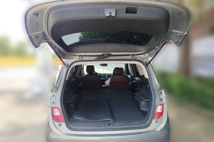 Used Buick GL6 2018 18T 5-seat Luxury Model Trunk