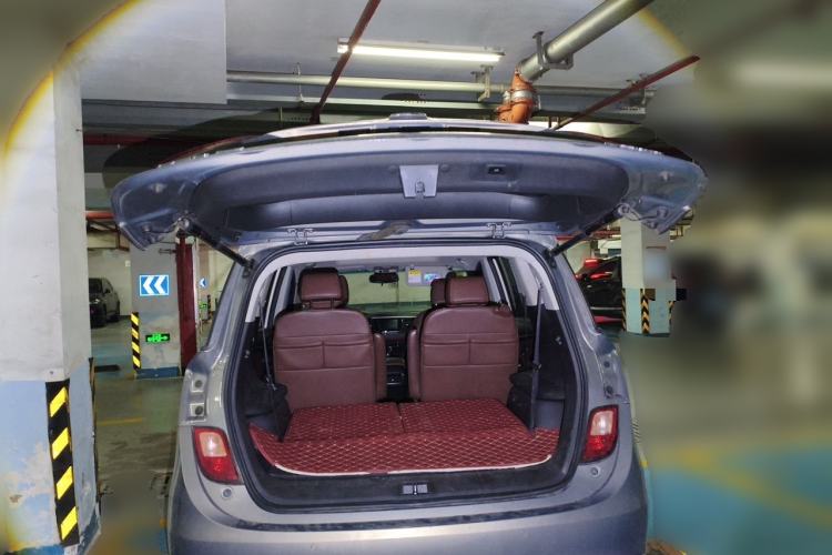 Used Buick GL6 2018 18T 6-Seater Prestige Model Trunk