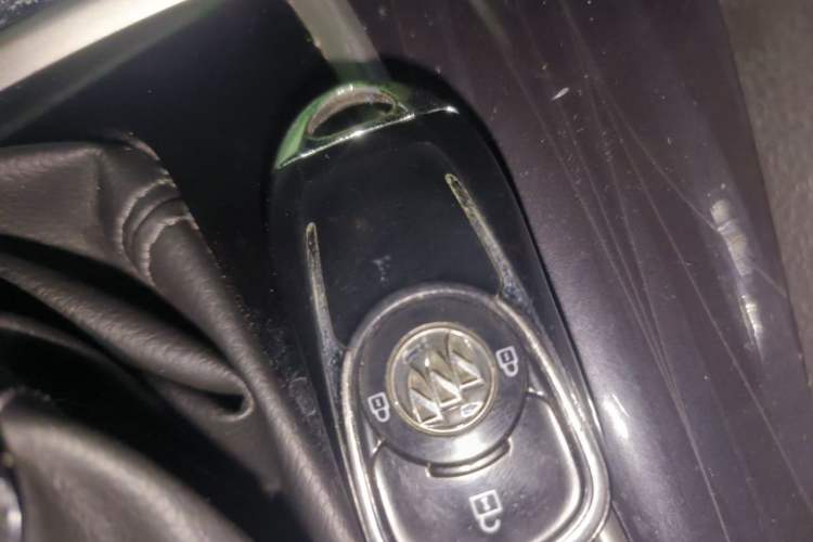 Used Buick GL6 2018 18T 6-Seater Prestige Model Vehicle Key