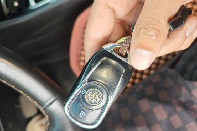 Used Buick GL6 2018 18T 5-seat Luxury Model Vehicle Key