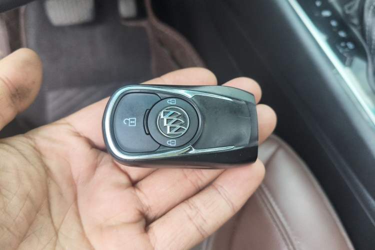 Used Buick GL6 2018 18T 6-Seater Prestige Model Vehicle Key