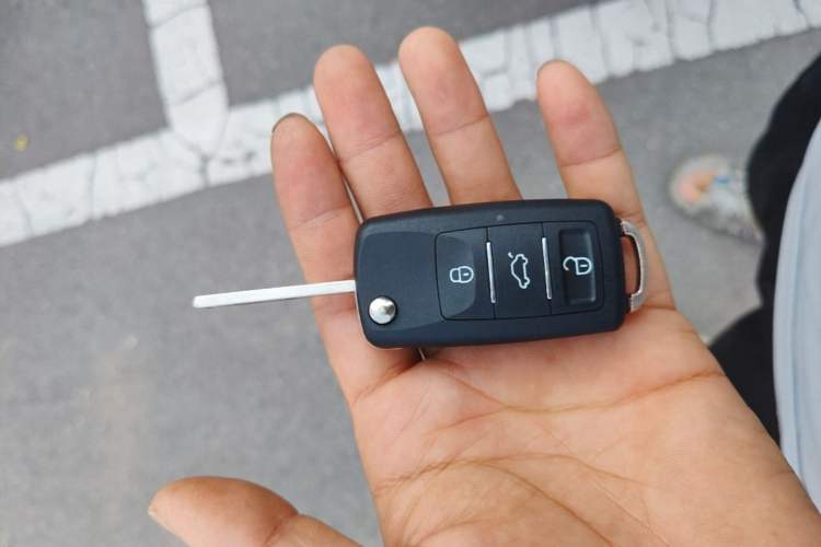 Used Buick GL6 2018 18T 6-Seater Elite Model Vehicle Key