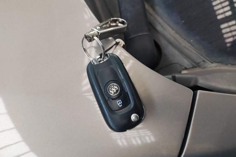Used Buick GL6 2018 18T 6-Seater Elite Model Vehicle Key